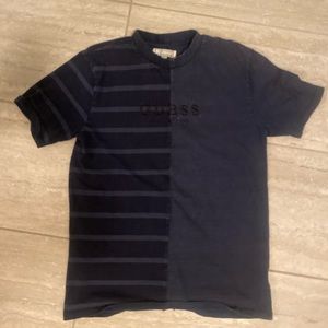 Mens Guess Originals Los Angeles T shirt. Navy blue. Size X Small.